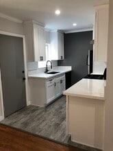 1754 9th St, Unit B in Santa Monica, CA - Building Photo - Building Photo