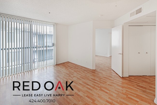 4433 Eagle Rock Blvd in Los Angeles, CA - Building Photo - Building Photo