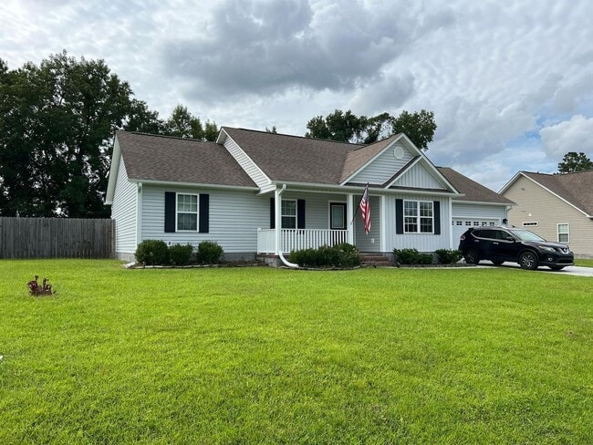 141 Louie Ln in Jacksonville, NC - Building Photo - Building Photo