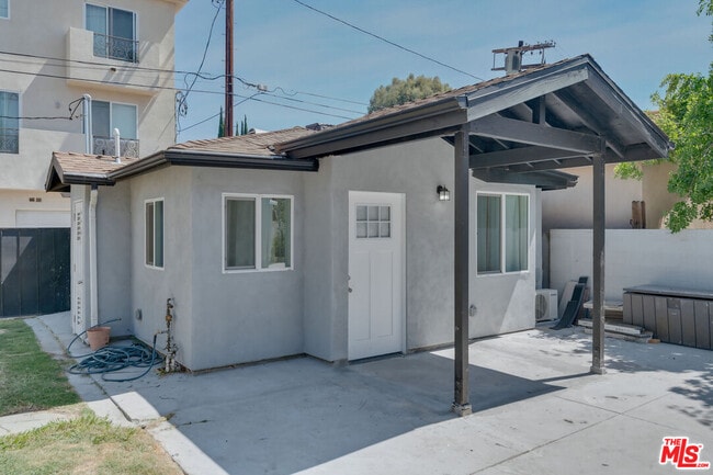 property at 15011 Hartsook St