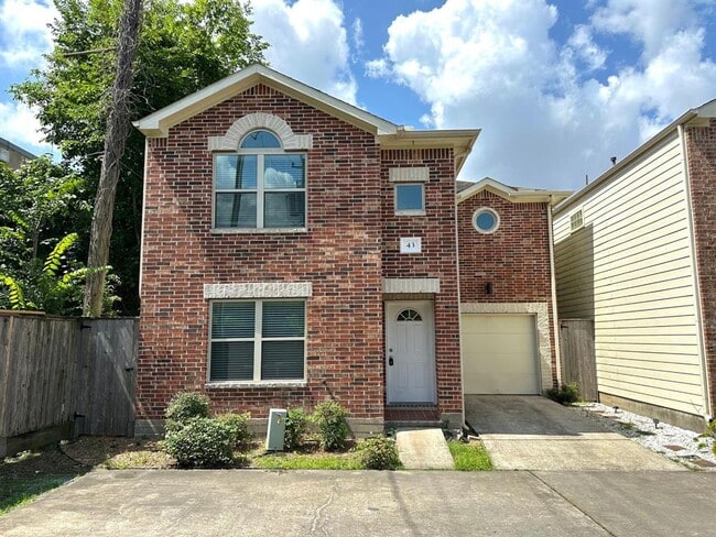 5951 E Loop