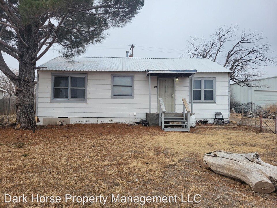 127 Turner St in Borger, TX - Foto de edificio