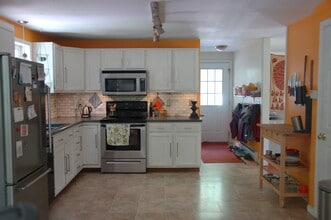 20 Goyette Dr in Peterborough, NH - Building Photo - Building Photo