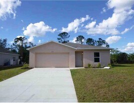 2173 Halblum St in North Port, FL - Building Photo