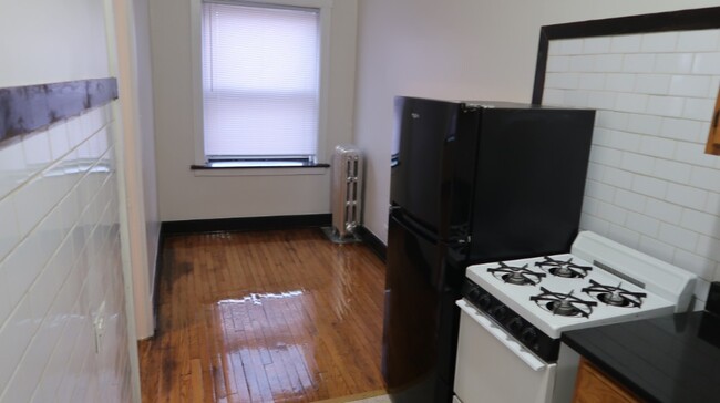 4354 N Elston Ave in Chicago, IL - Building Photo - Building Photo