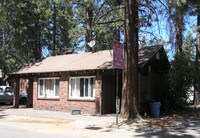 3092 Riverside Ave in South Lake Tahoe, CA - Foto de edificio - Building Photo