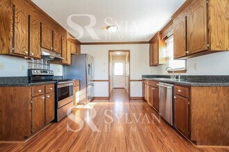 1703 Crestview Rd in Easley, SC - Building Photo - Building Photo