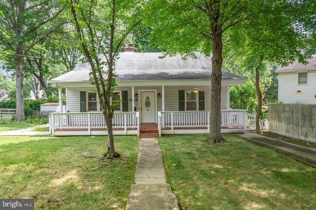 3143 Cofer Rd in Falls Church, VA - Building Photo - Building Photo