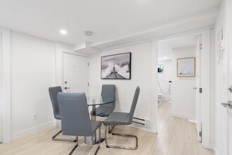 2791 Oxford St in Vancouver, BC - Building Photo - Building Photo