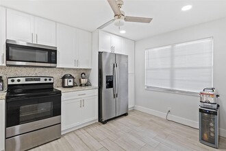 1151 SW 128th Terrace in Pembroke Pines, FL - Building Photo - Building Photo