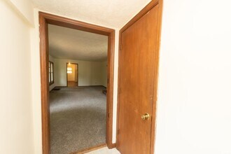 1203 S Fess Ave in Bloomington, IN - Foto de edificio - Building Photo