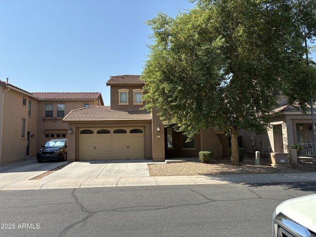 14559 W Port Royale Ln in Surprise, AZ - Building Photo - Building Photo