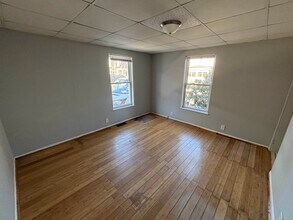 42 Spruce St in Sanford, ME - Building Photo - Building Photo