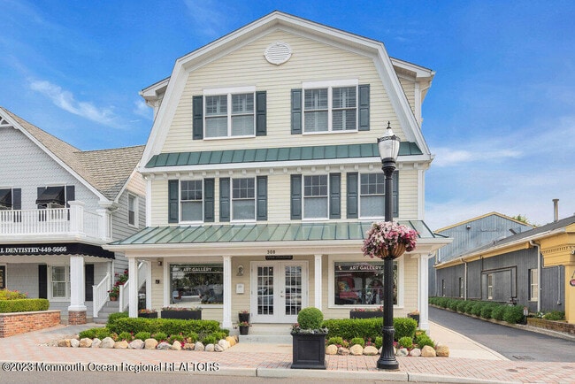 308 Morris Ave in Spring Lake, NJ - Building Photo - Building Photo