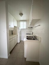 2002 Thurman Ave. in Los Angeles, CA - Building Photo - Building Photo