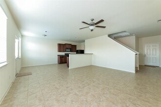 27053 Leonardo Dr in Magnolia, TX - Foto de edificio - Building Photo