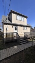 11204-11251 51 St NW in Edmonton, AB - Building Photo
