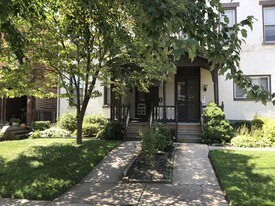 434 S Pacific Ave, Unit 434 one bedroom in Pittsburgh, PA - Building Photo