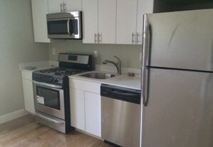 35 Forbes St, Unit 35 Forbes Street in Boston, MA - Building Photo