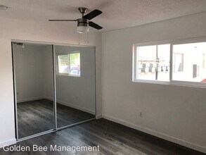 8923 Orion Ave in Los Angeles, CA - Foto de edificio - Building Photo