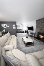 19315 SW Oak St in Beaverton, OR - Building Photo - Building Photo