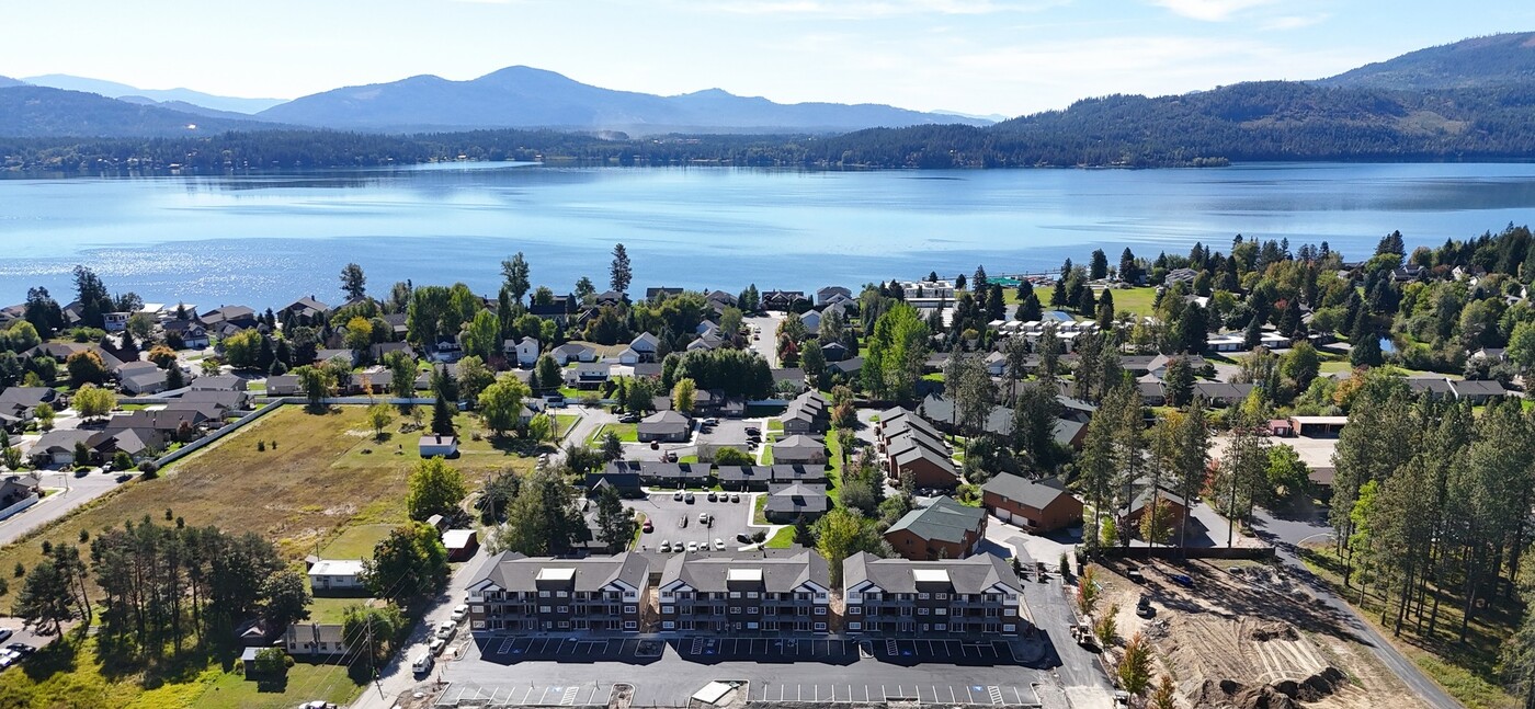 Homestead Village Apartments in Sandpoint, ID - Building Photo