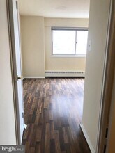 2101 Chestnut St in Philadelphia, PA - Building Photo - Building Photo