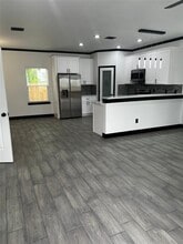 4737 Reed Rd in Houston, TX - Building Photo - Building Photo