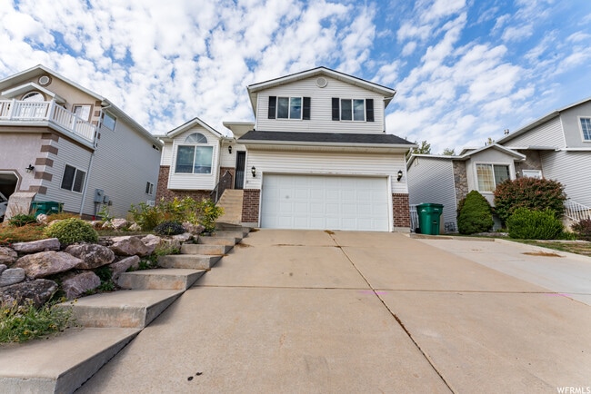 property at 2291 E 2900 N