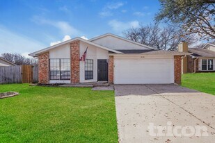 7808 Portman Ave in Fort Worth, TX - Building Photo