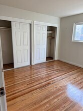 1530 Pacific Ave, Unit A in Alameda, CA - Foto de edificio - Building Photo