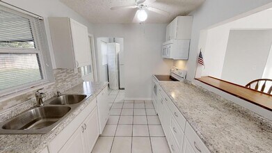 449 N Waterway Dr in Satellite Beach, FL - Building Photo - Building Photo