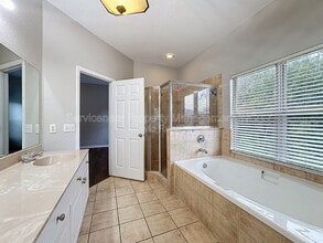 10841 Dragonwood Dr in Tampa, FL - Building Photo - Building Photo
