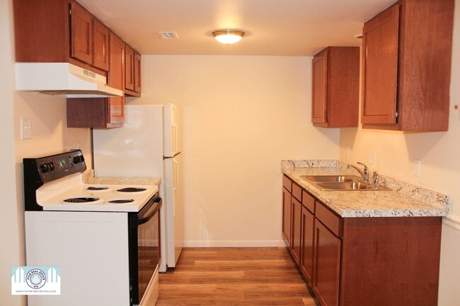 property at 5319 Breezeway Dr