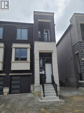 21 Origin Wy in Vaughan, ON - Building Photo - Building Photo