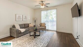 7373 Valley View Ln in Dallas, TX - Building Photo