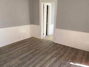 615 Ardmore Dr in Ferndale, MI - Building Photo - Building Photo