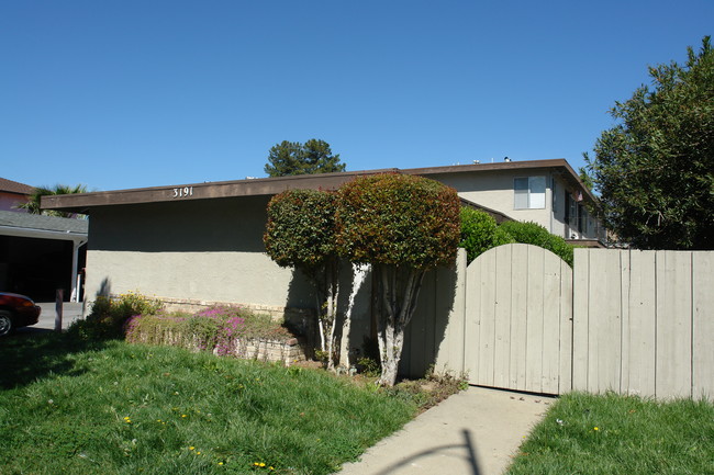 3191 Williamsburg Dr in San Jose, CA - Building Photo - Building Photo