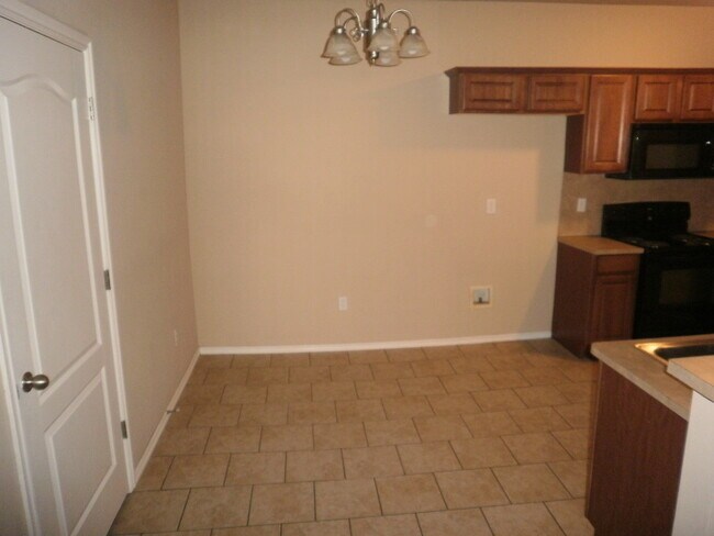 4516 SE 77th St in Oklahoma City, OK - Building Photo - Building Photo