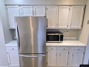 4405 68th St in Urbandale, IA - Building Photo - Building Photo