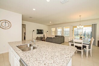 5277 Oakbourne Ave, Unit SI ID1263237P in Davenport, FL - Foto de edificio - Building Photo