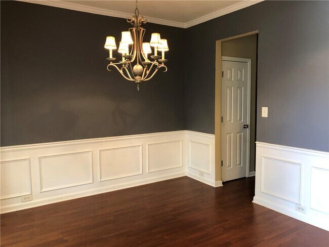 4300 Bridgeton Ct in Suwanee, GA - Building Photo - Building Photo