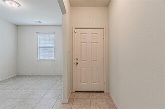 323 Cedar Crk Dr in Princeton, TX - Building Photo - Building Photo