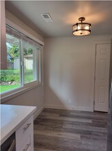 805 Newport Ct NE in Renton, WA - Building Photo - Building Photo