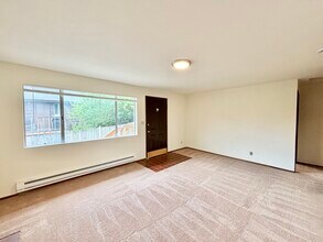 4061 28th Ave SW, Unit 4061 in Seattle, WA - Building Photo - Building Photo