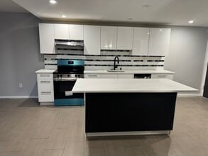 12 Dougherty Blvd in Glen Mills, PA - Foto de edificio - Building Photo