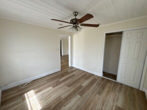 901 W 7th St in Riviera Beach, FL - Building Photo - Building Photo