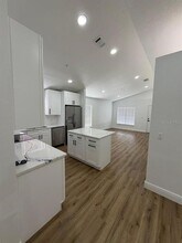 9743 Hollyhill Dr in Orlando, FL - Building Photo - Building Photo