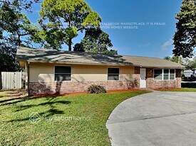5065 1st Rd in Greenacres, FL - Building Photo