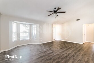 2330 Eastmeadows Ct in Lakeland, FL - Building Photo - Building Photo